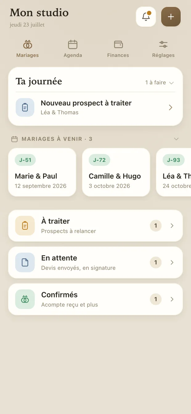 Ton espace Phollio sur téléphone : ta journée, mariages à venir, prospects à traiter